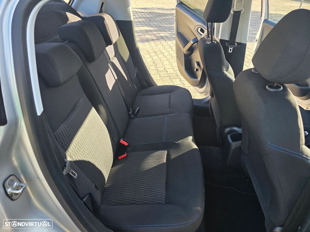 Peugeot 208 82 VTI Style - 21