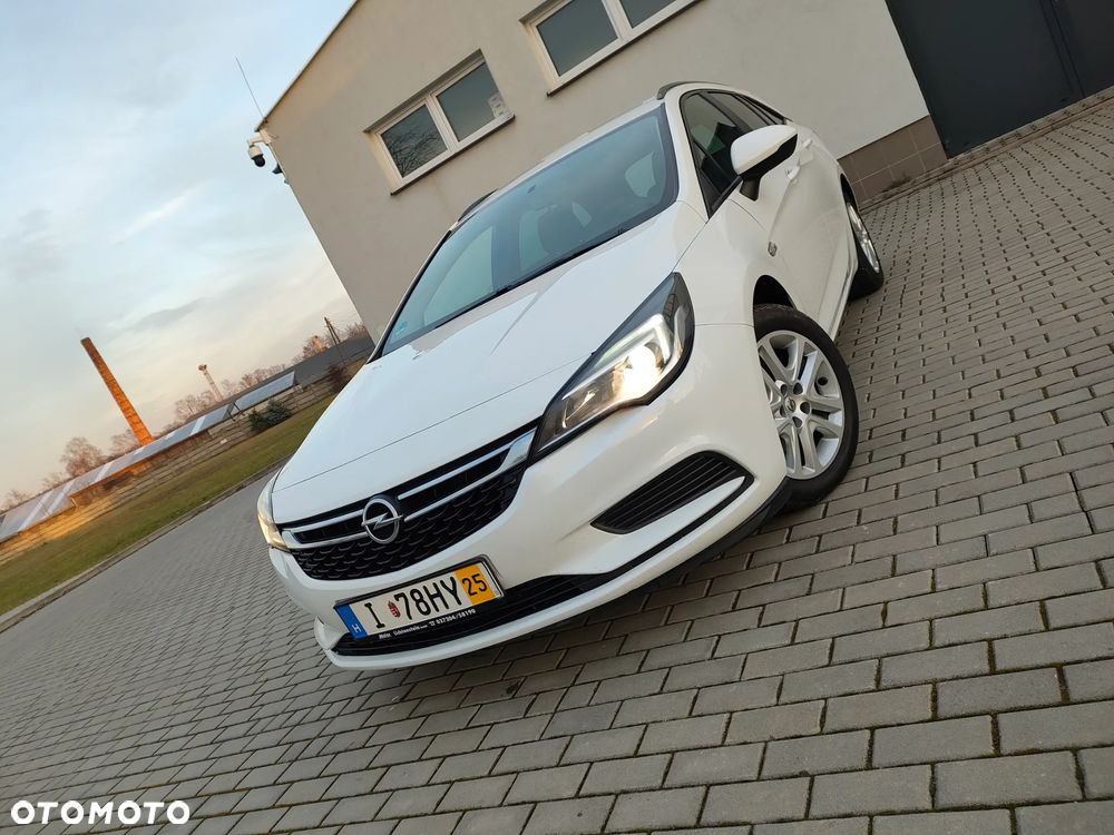 Opel Astra - 9