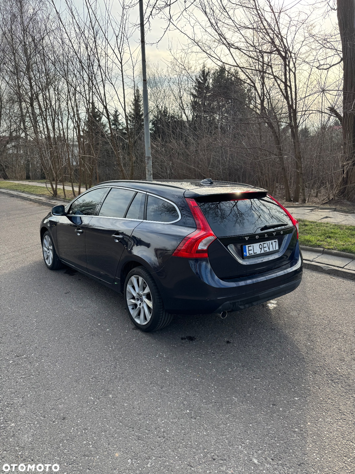 Volvo V60 D3 AWD Momentum Pro - 7
