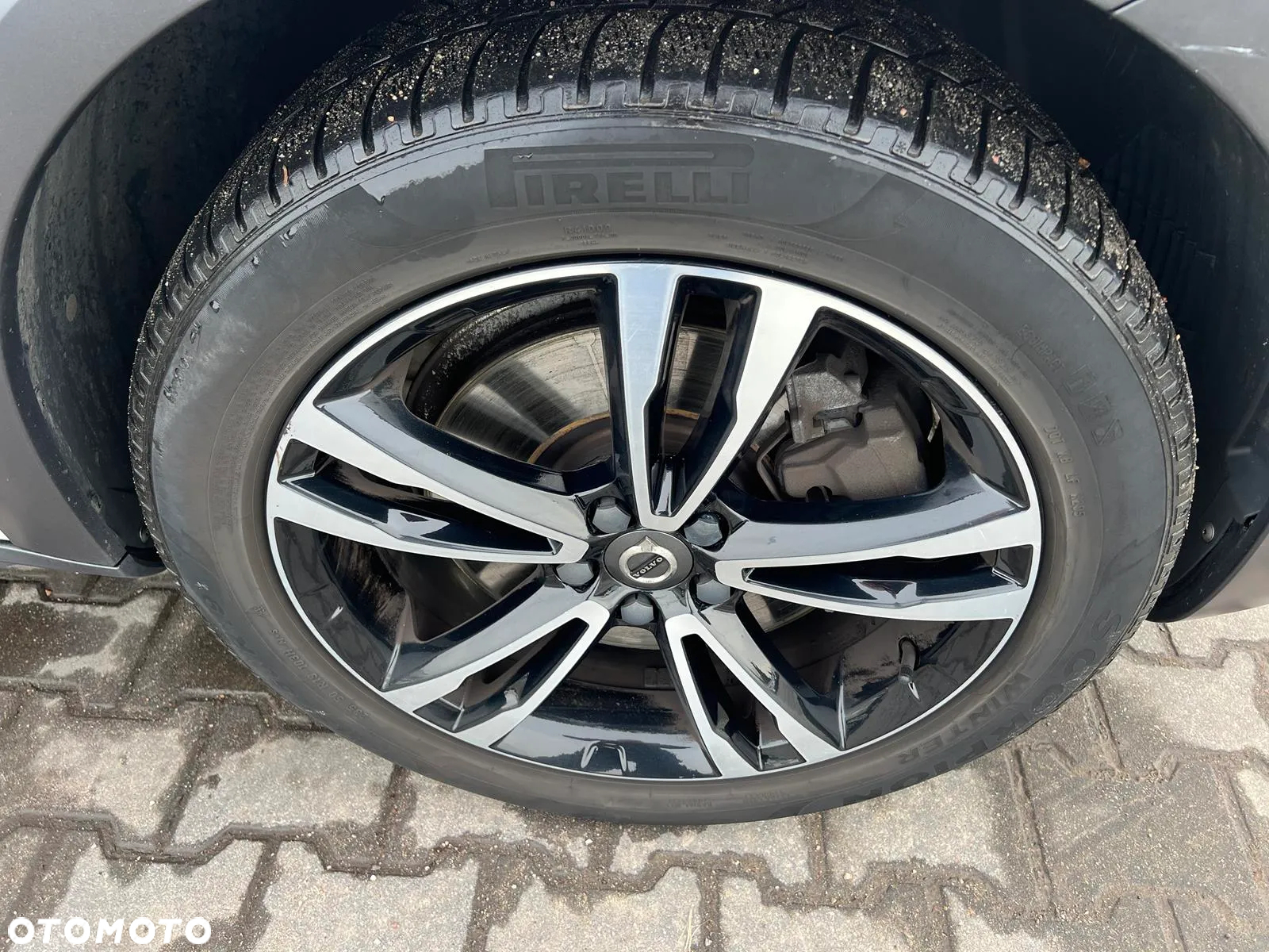Volvo V90 Cross Country D5 AWD Pro - 33