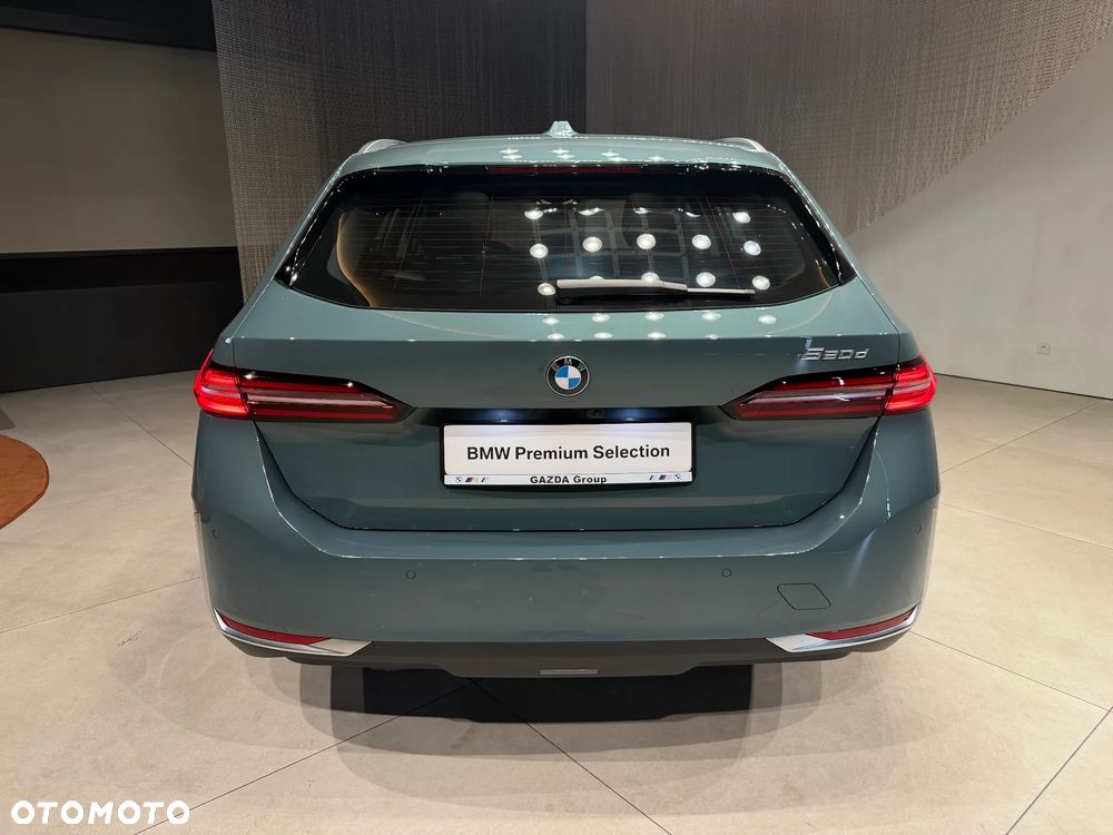 BMW Seria 5 520d mHEV - 7