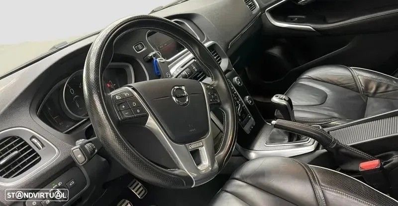 Volvo V40 2.0 D2 Kinetic - 5