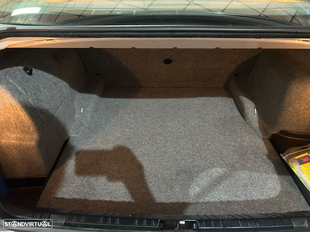 BMW 330 dA - 21