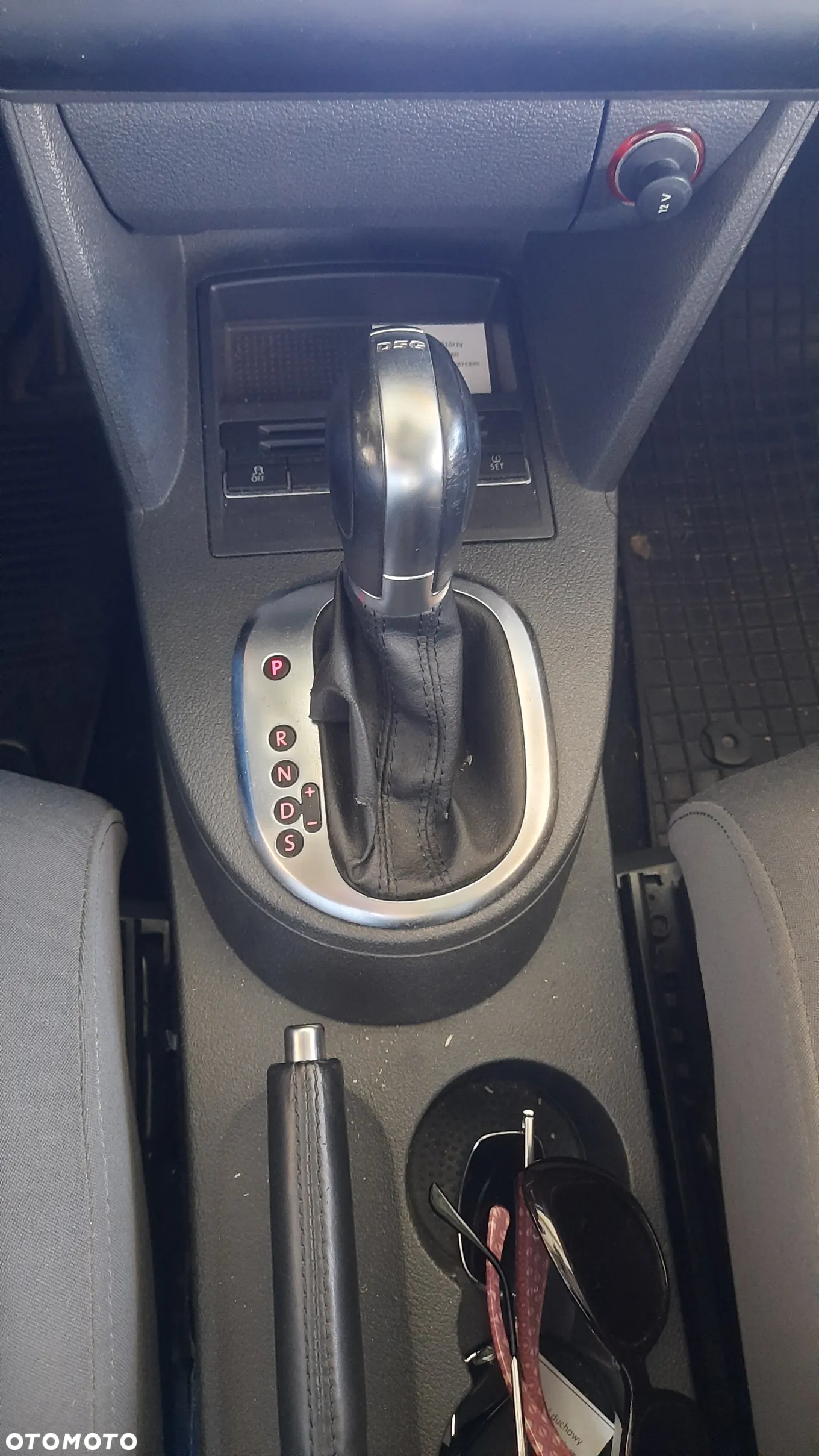 Volkswagen Touran 2.0 TDI DPF DSG Highline - 7