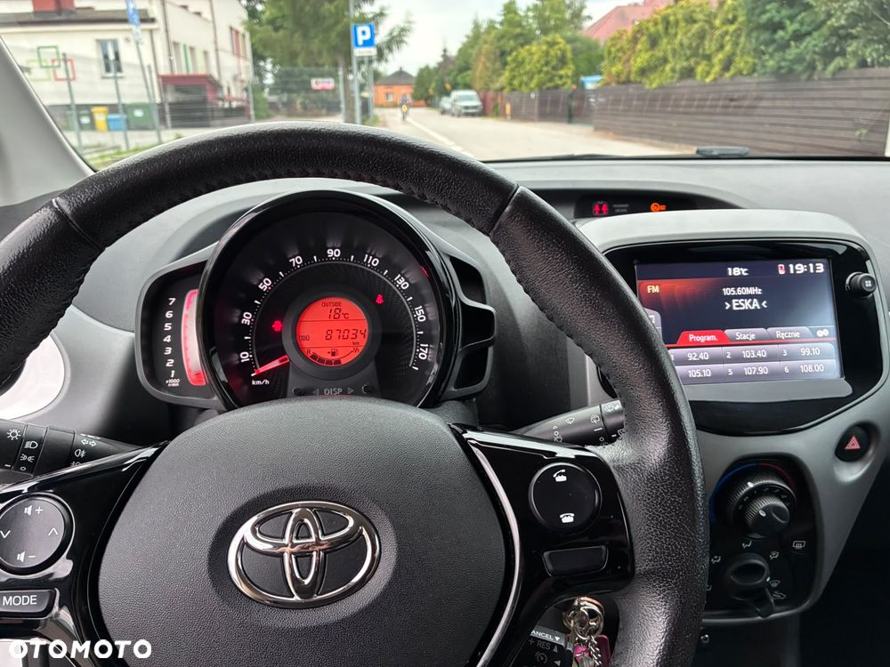 Toyota Aygo x-play club - 9