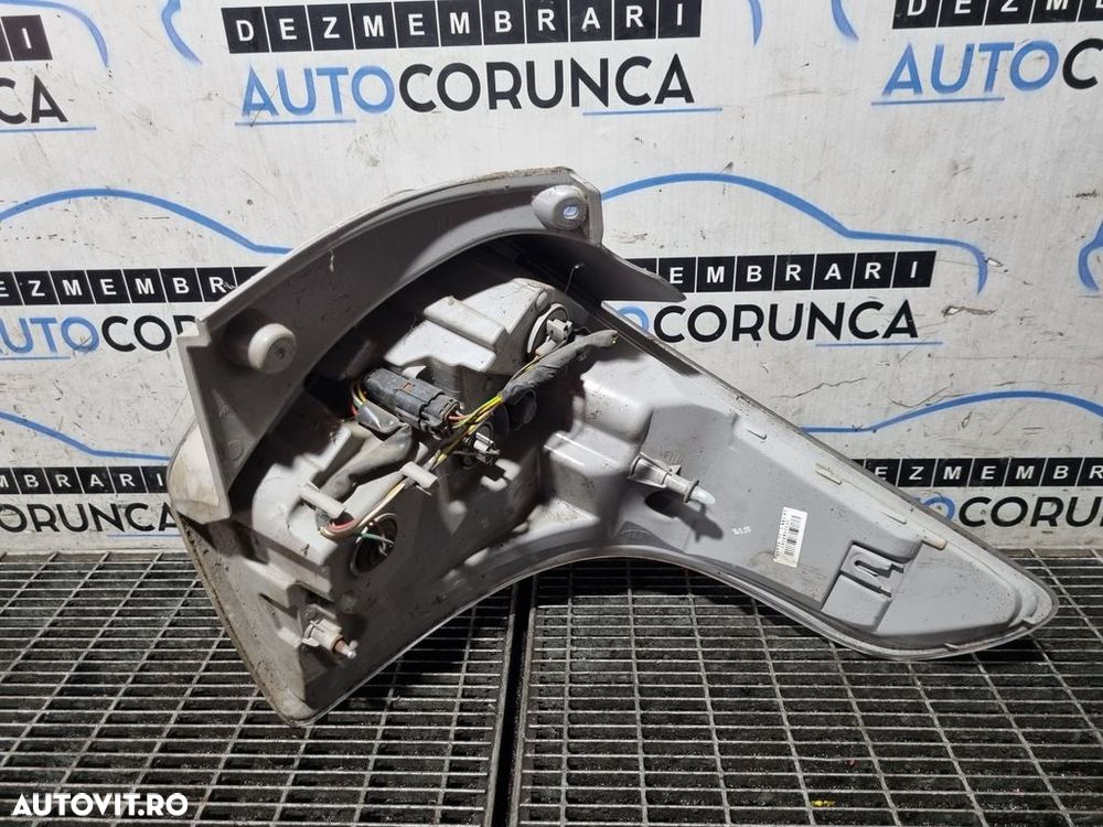 Stop Stanga SsangYong Tivoli 2015 - 2019 SUV 4 Usi (1290) Bec clasic - 2