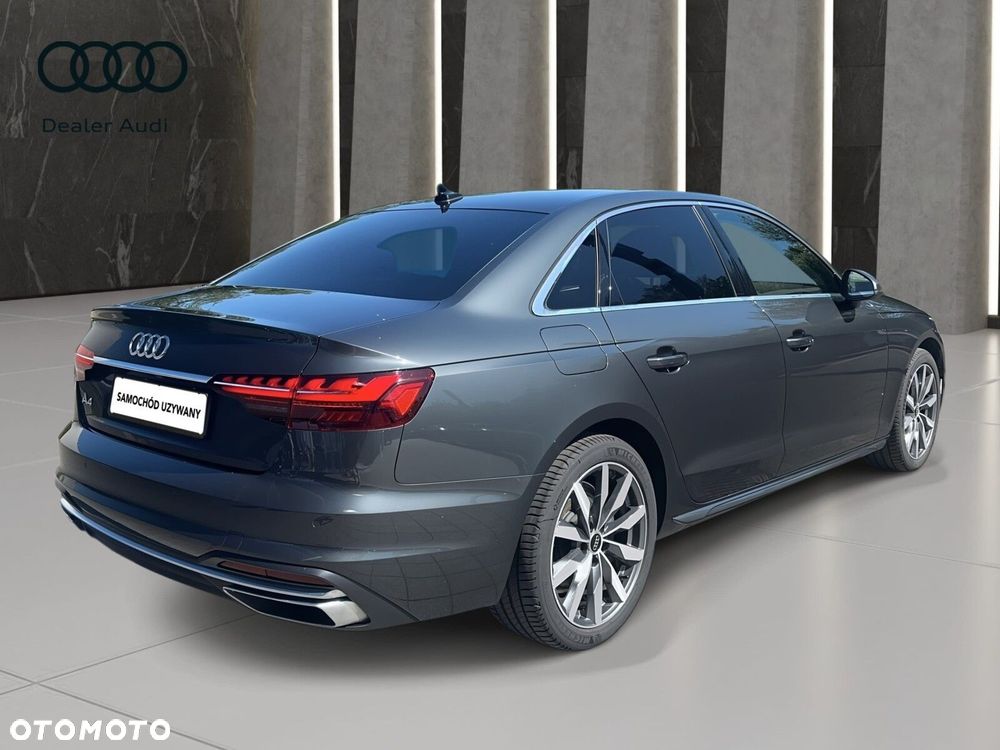 Audi A4 Limousine - 8