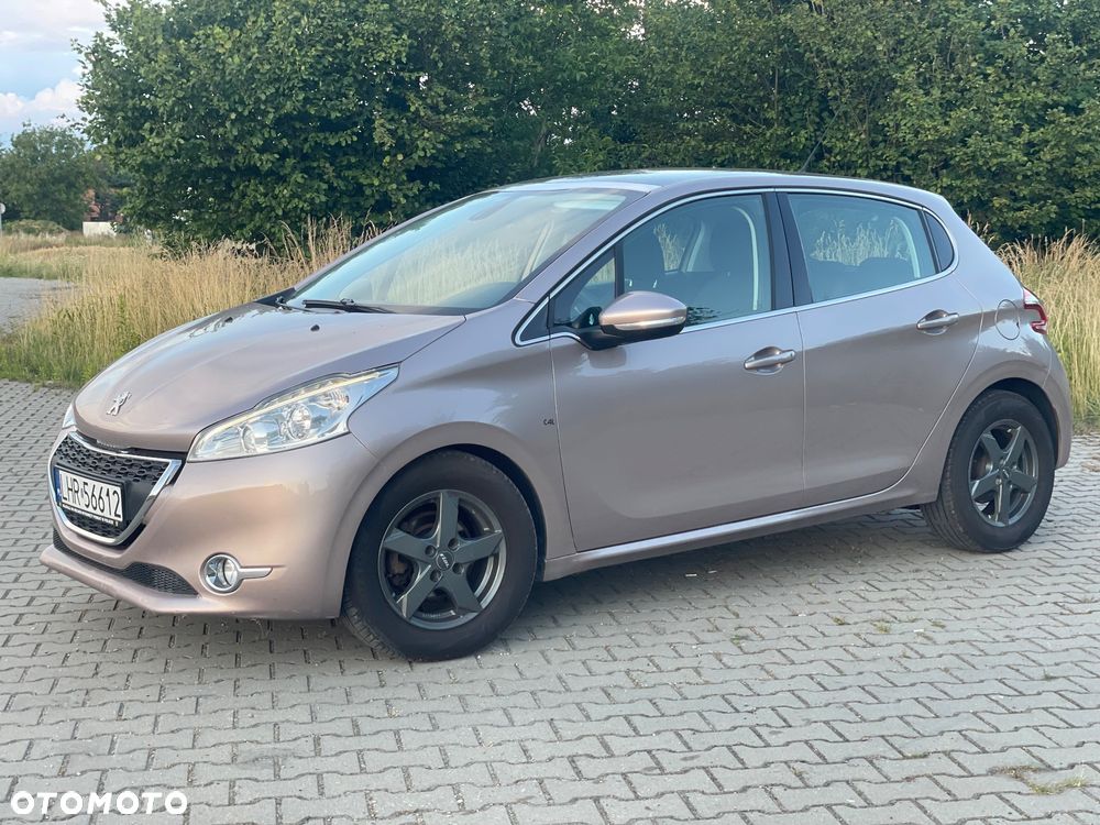 Peugeot 208 e-HDi 92 Stop&Start Style - 4