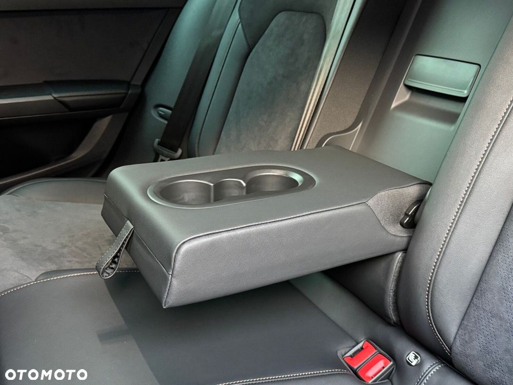 Cupra Formentor 1.5 eTSI mHEV DSG - 36