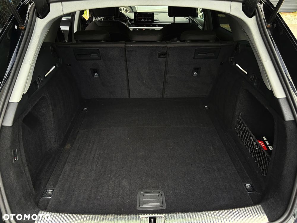 Audi A4 Avant 40 TDI quattro S tronic - 36