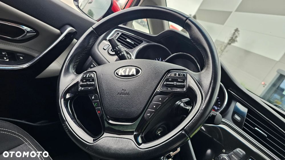 Kia Ceed Cee'd 1.6 CRDi Smart - 38