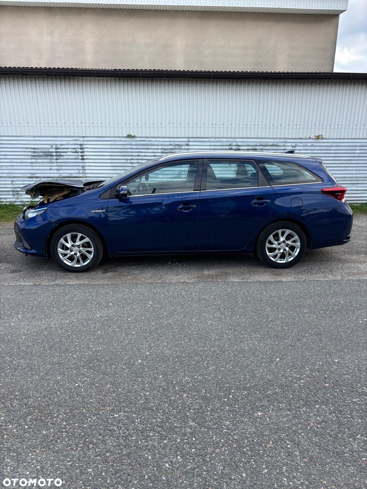 Toyota Auris - 16