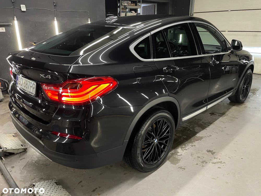 BMW X4 xDrive20i - 10