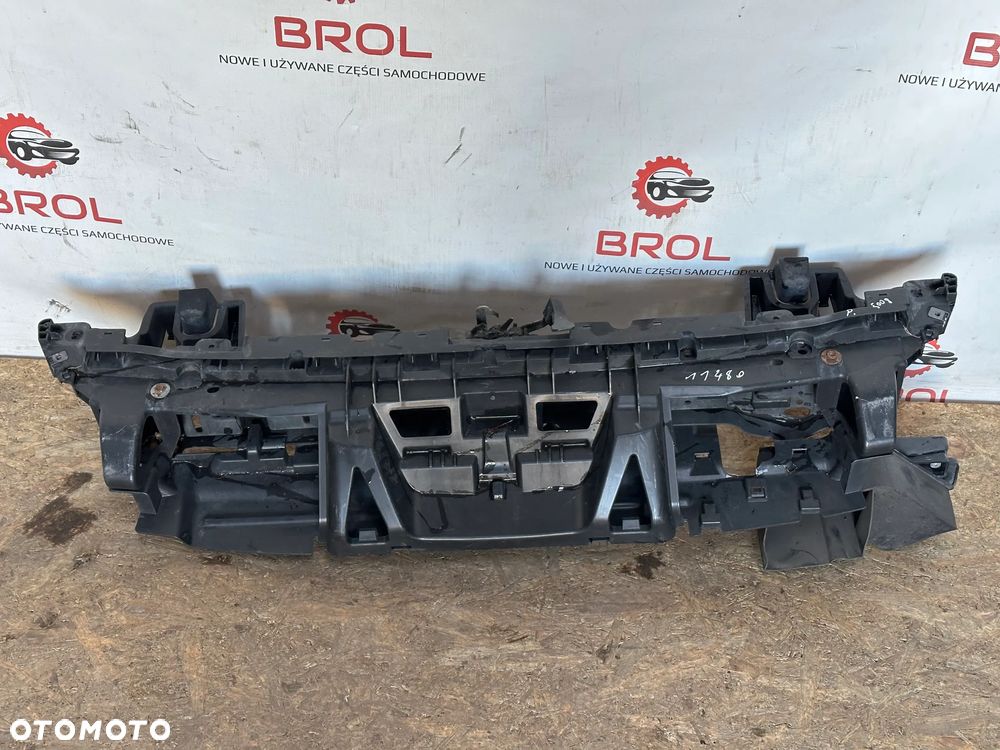 PAS PRZEDNI GÓRNY ZAMKOWY PEUGEOT 5008   9686185080
