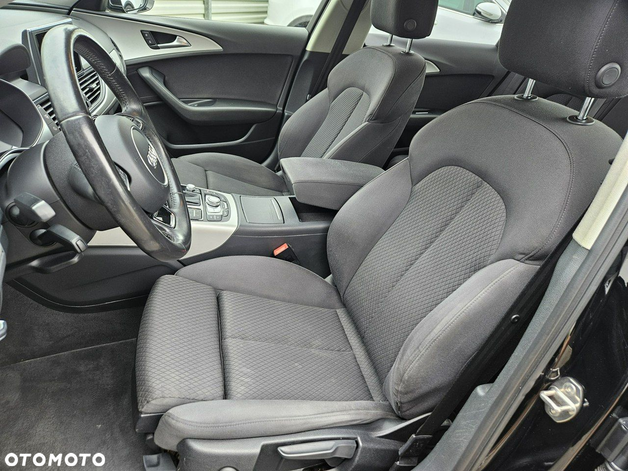 Audi A6 - 24