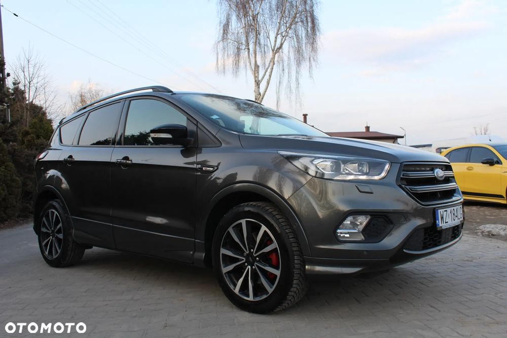 Ford Kuga 1.5 TDCi 2x4 ST-Line - 9