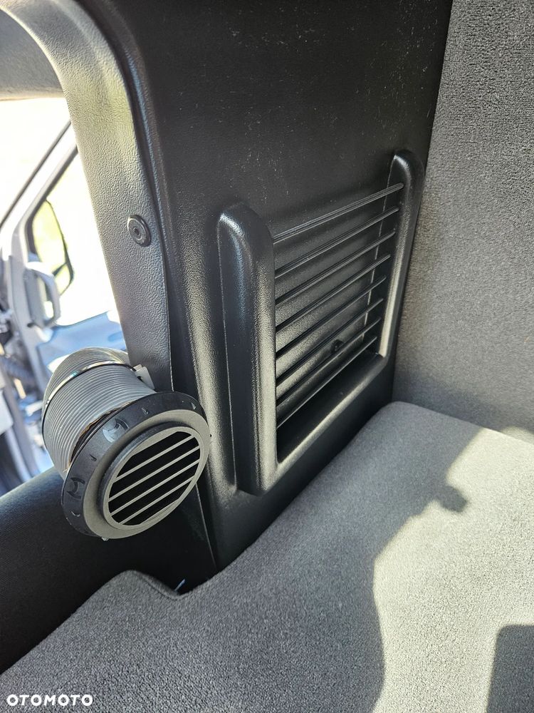 Mercedes-Benz Sprinter 319 CDI 7G-Tronic - 29