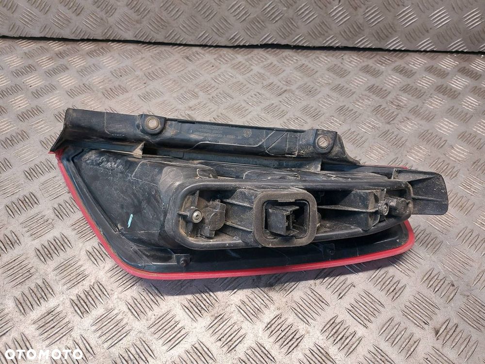 LAMPA LEWY TYŁ FIAT GRANDE PUNTO I 51701589 - 5