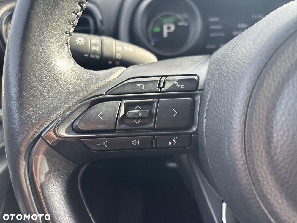 Toyota Yaris Cross Hybrid 1.5 Comfort - 21