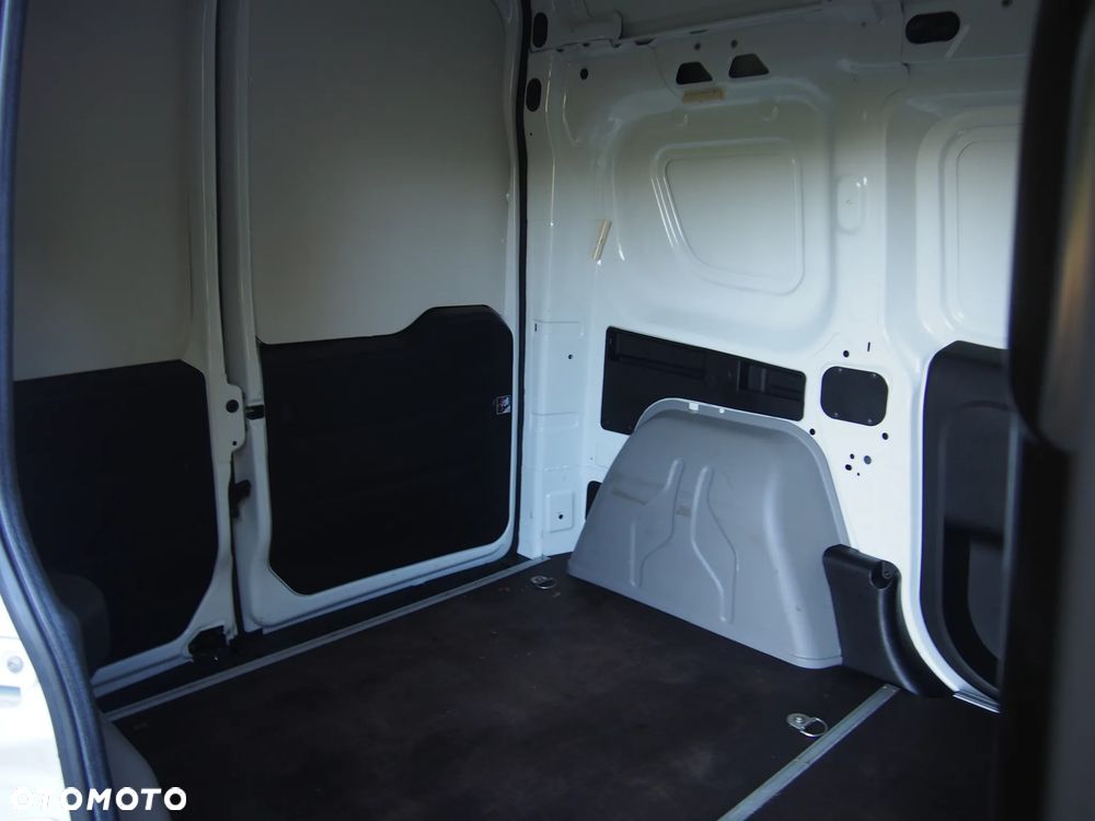 Opel COMBO - 32