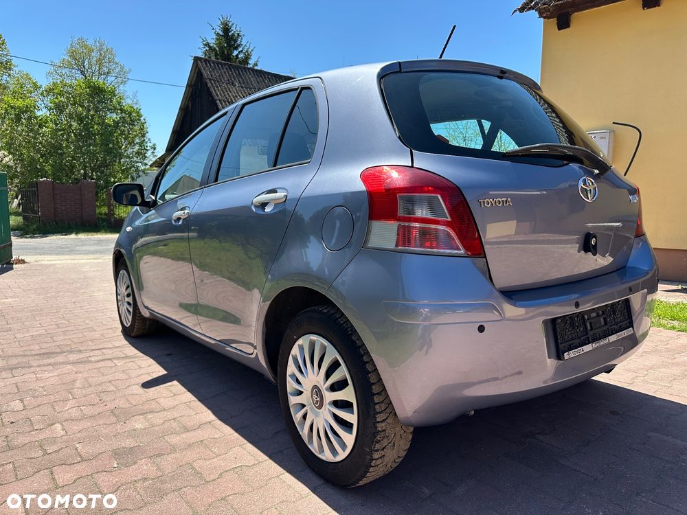 Toyota Yaris 1.33 VVT-i Life - 12