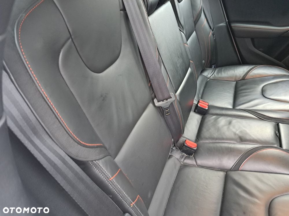 Volvo V40 D3 Drive-E Ocean Race - 10