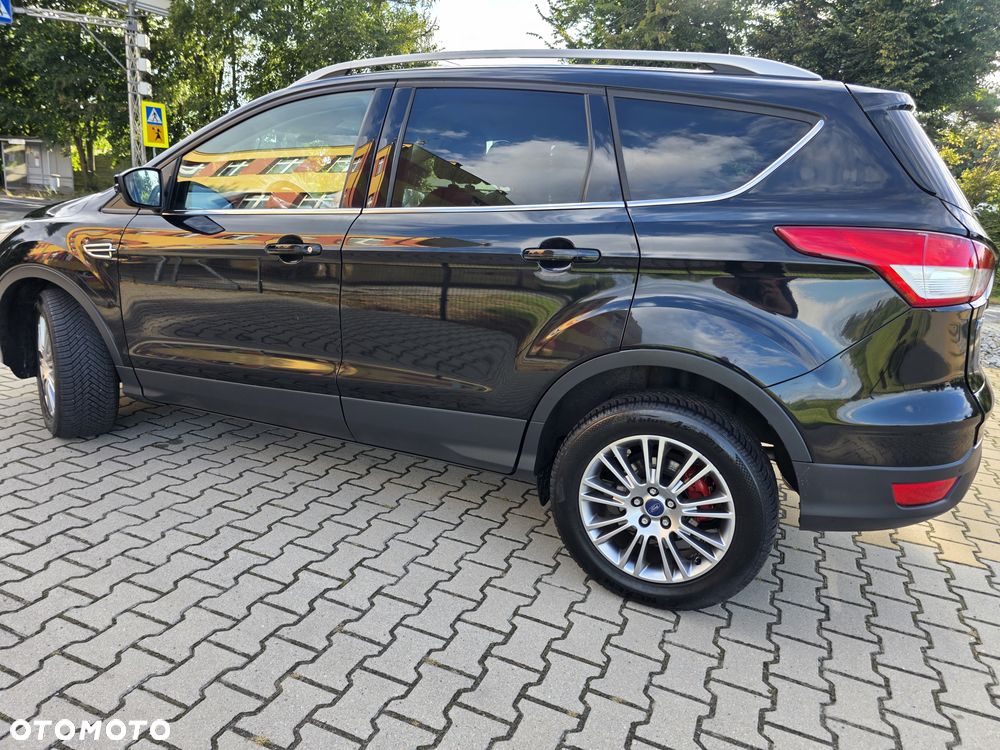 Ford Kuga 1.6 EcoBoost 2x4 Titanium - 9