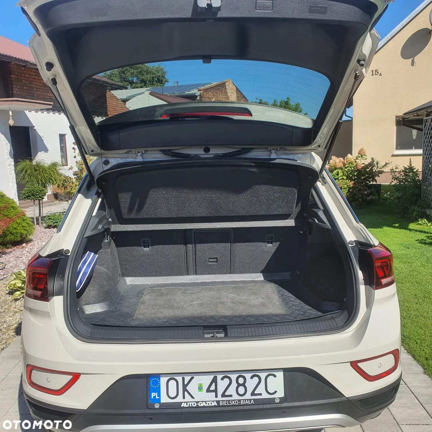 Volkswagen T-Roc 1.5 TSI Life - 8