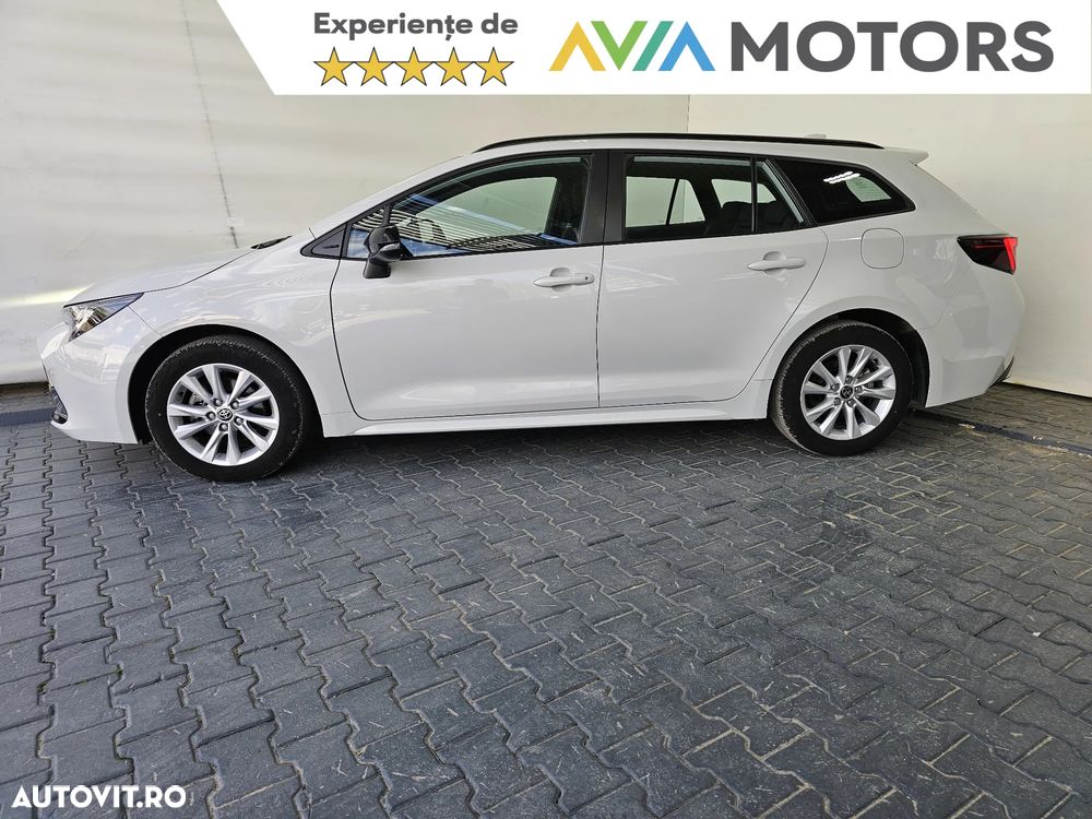 Toyota Corolla 1.8 HSD Business - 3