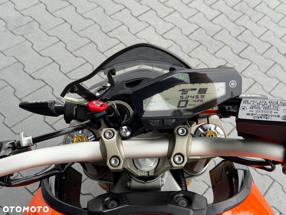 Yamaha MT - 22