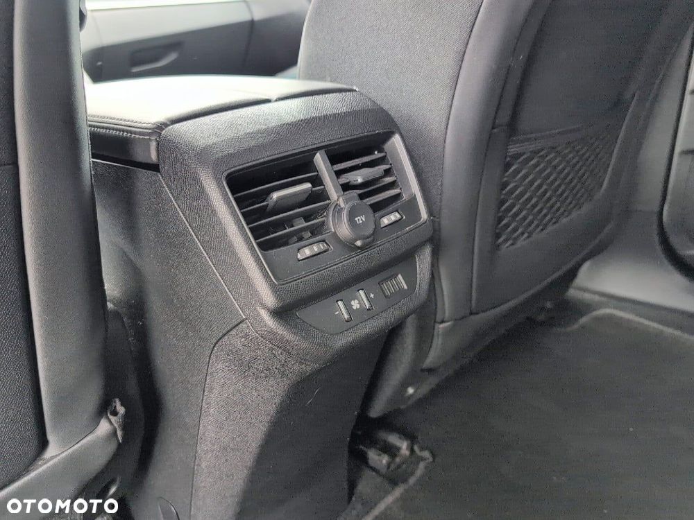 Peugeot 5008 1.2 PureTech Allure Pack S&S EAT8 - 17