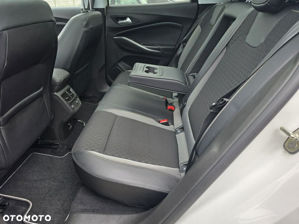 Opel Grandland X 1.6 DStart/Stop Automatik Business INNOVATION - 29