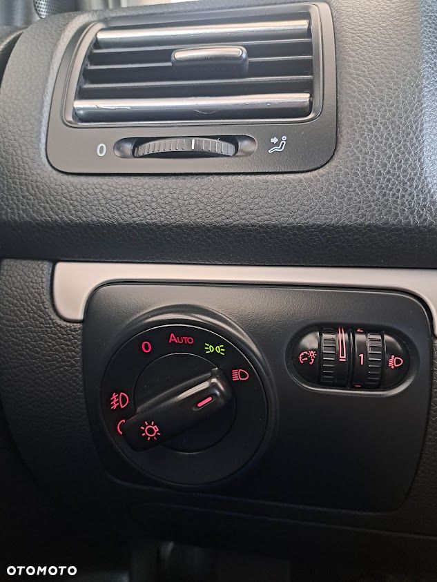 Volkswagen Jetta 1.4 TSI Trendline - 11