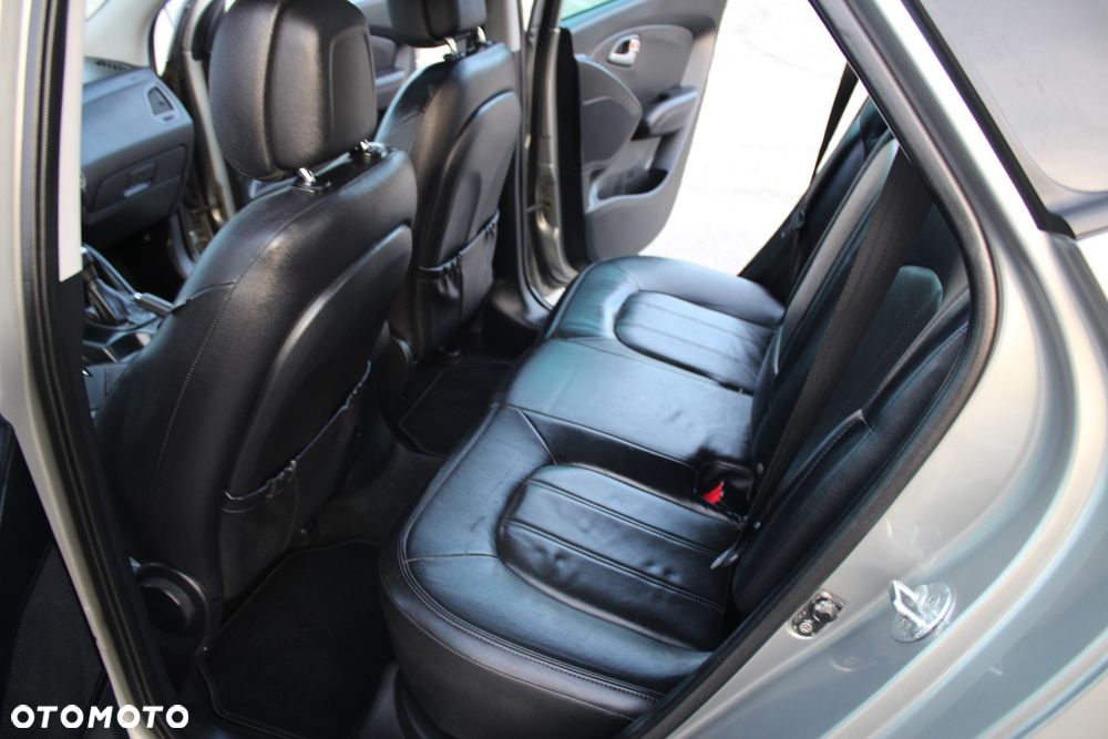 Hyundai ix35 2.0 2WD Style - 18