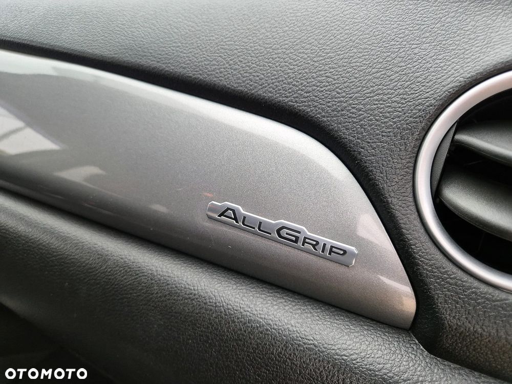 Suzuki Vitara 1.6 (4x4) Allgrip Comfort+ - 26