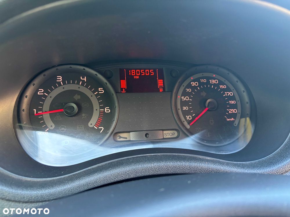 Renault Clio - 7