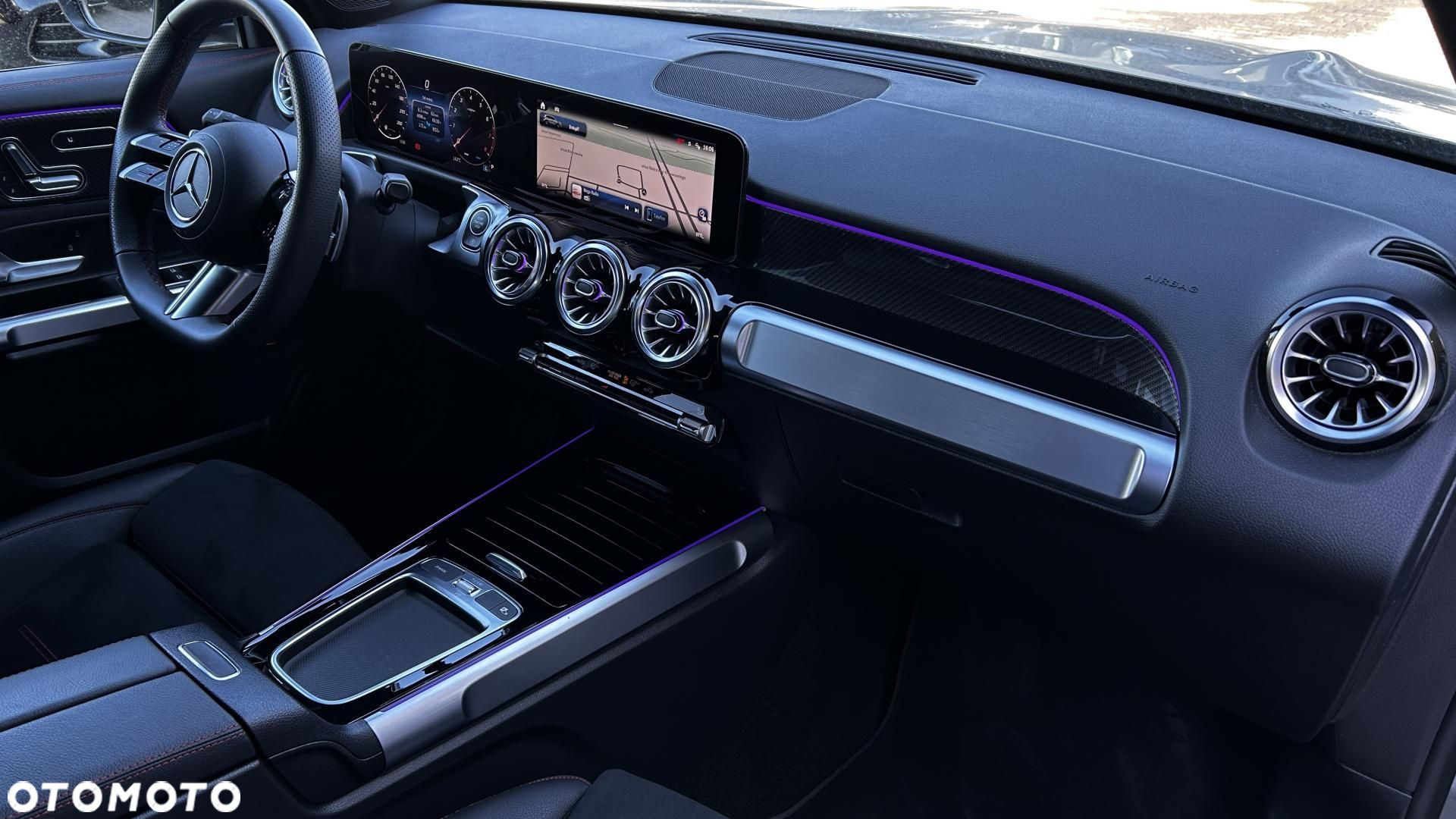 Mercedes-Benz GLB 200 AMG Line 7G-DCT - 18