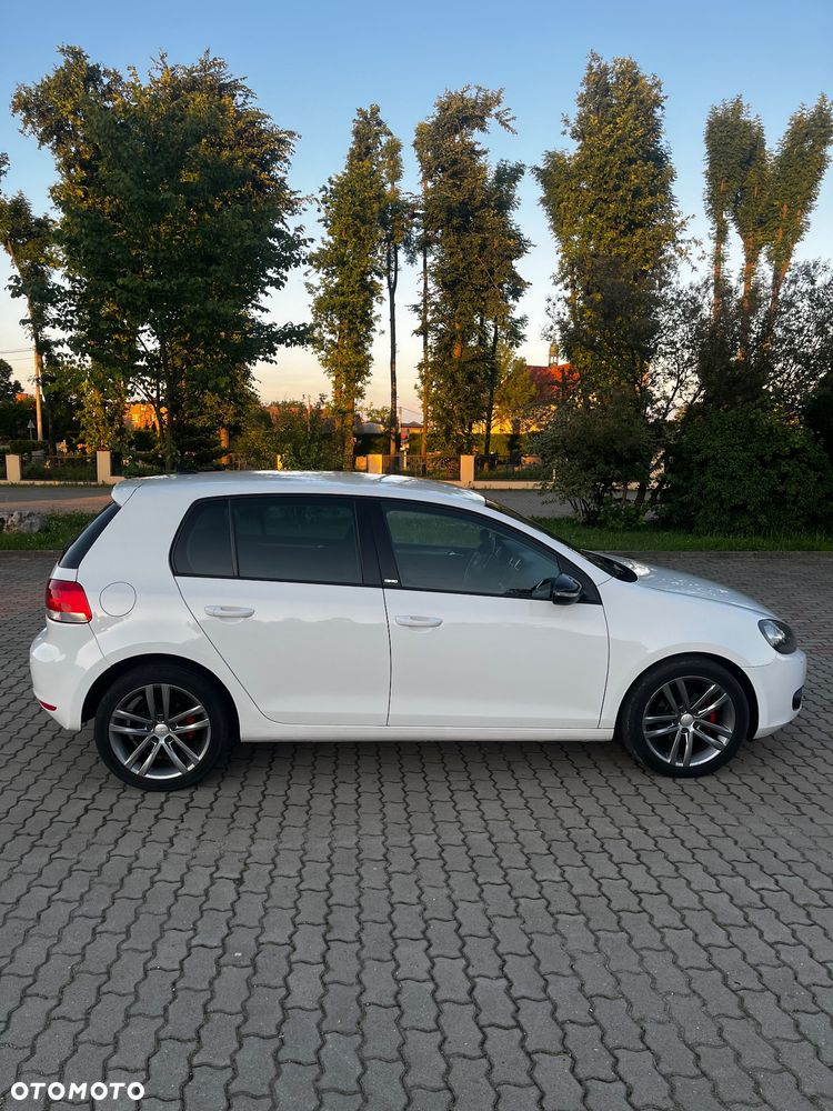 Volkswagen Golf 1.6 TDI Comfortline - 6