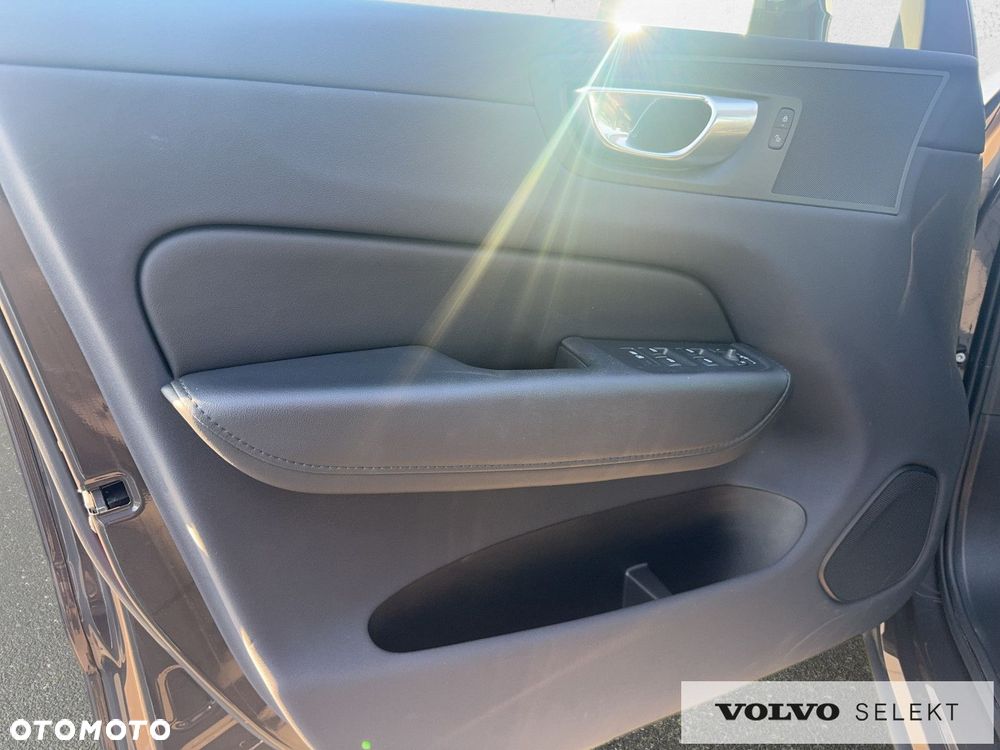 Volvo XC 60 - 11