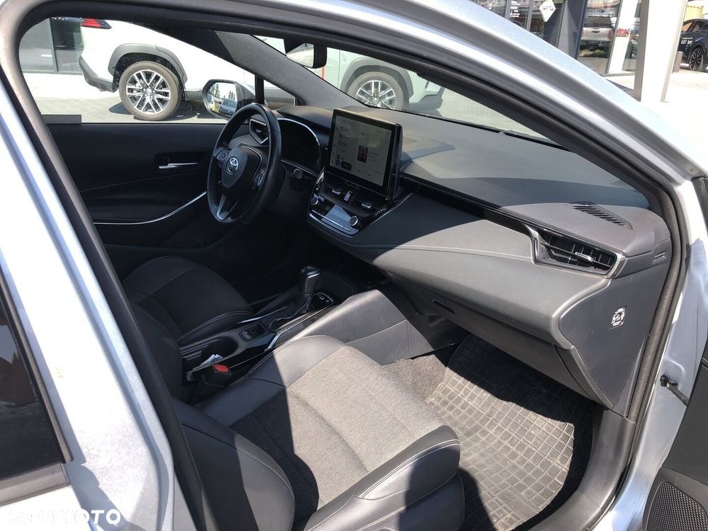 Toyota Corolla 1.8 Hybrid Style - 21
