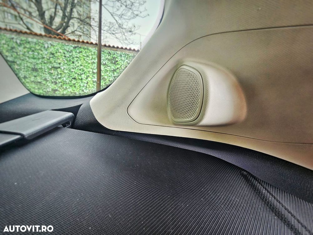 Ford S-Max 2.0 TDCi Powershift Titanium - 11