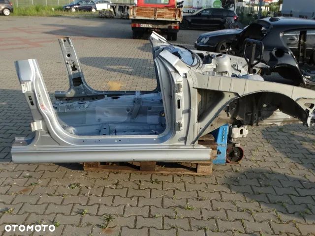 BMW e39 Oryginał Podłoga Progi Super stan - 4