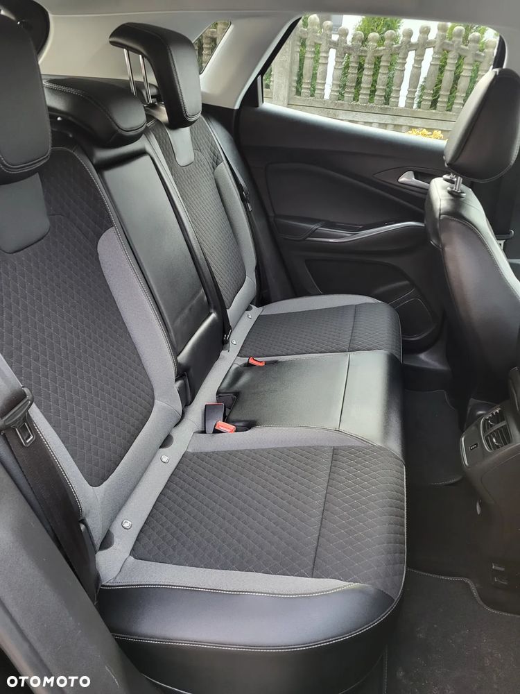 Opel Grandland X 1.6 DI Start/Stop Business Elegance - 9