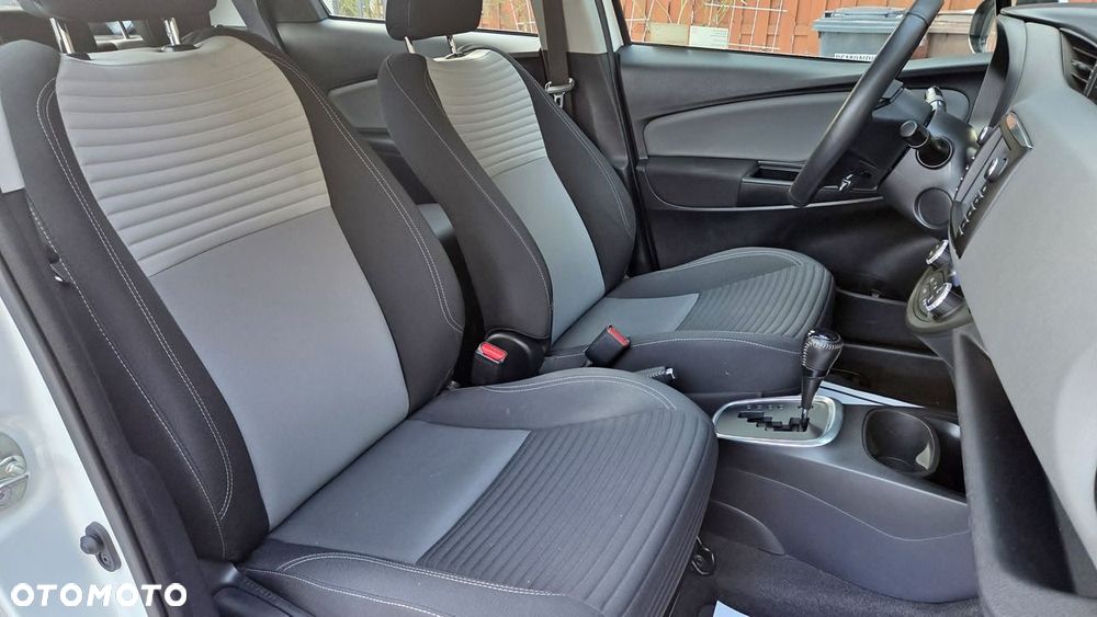 Toyota Yaris Hybrid 100 Premium EU6 - 17