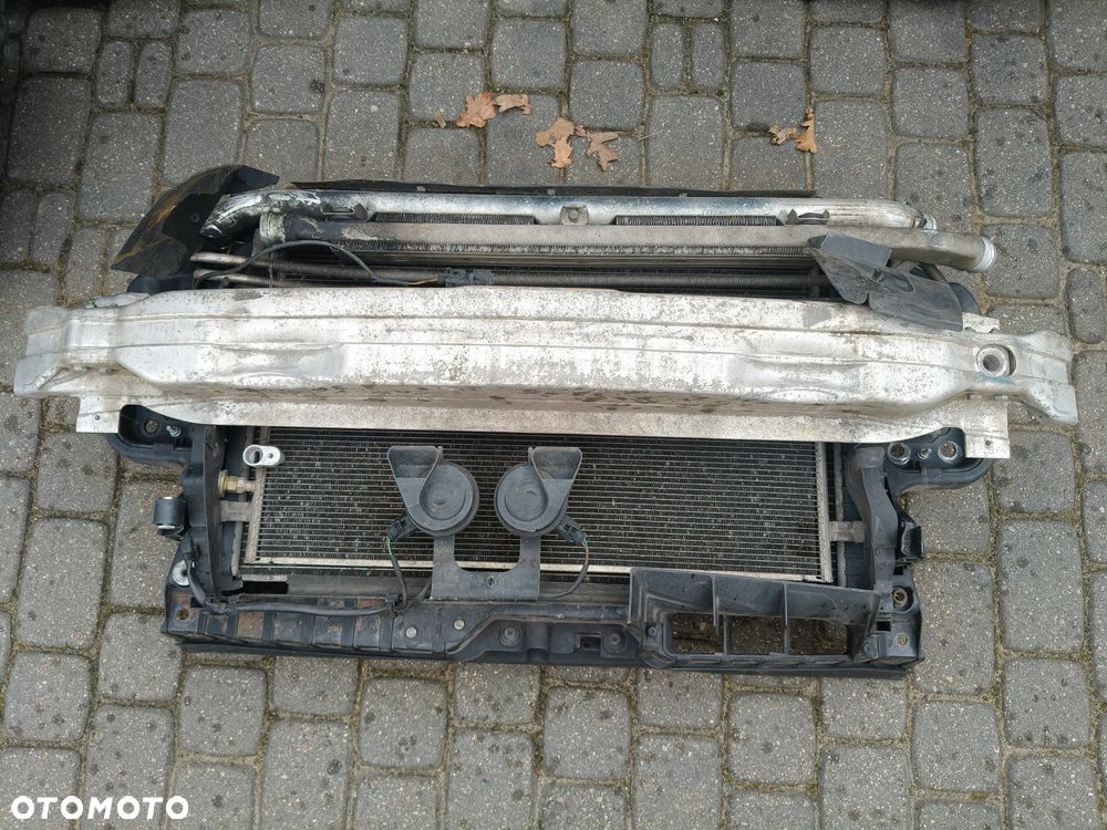 Pas przedni kompletny audi A6 C6 3.0 TDI - 4