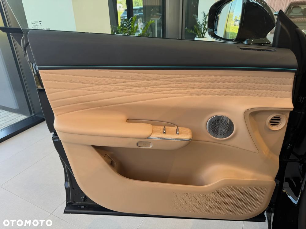 Exlantix ET 100kWh Premium AWD - 13