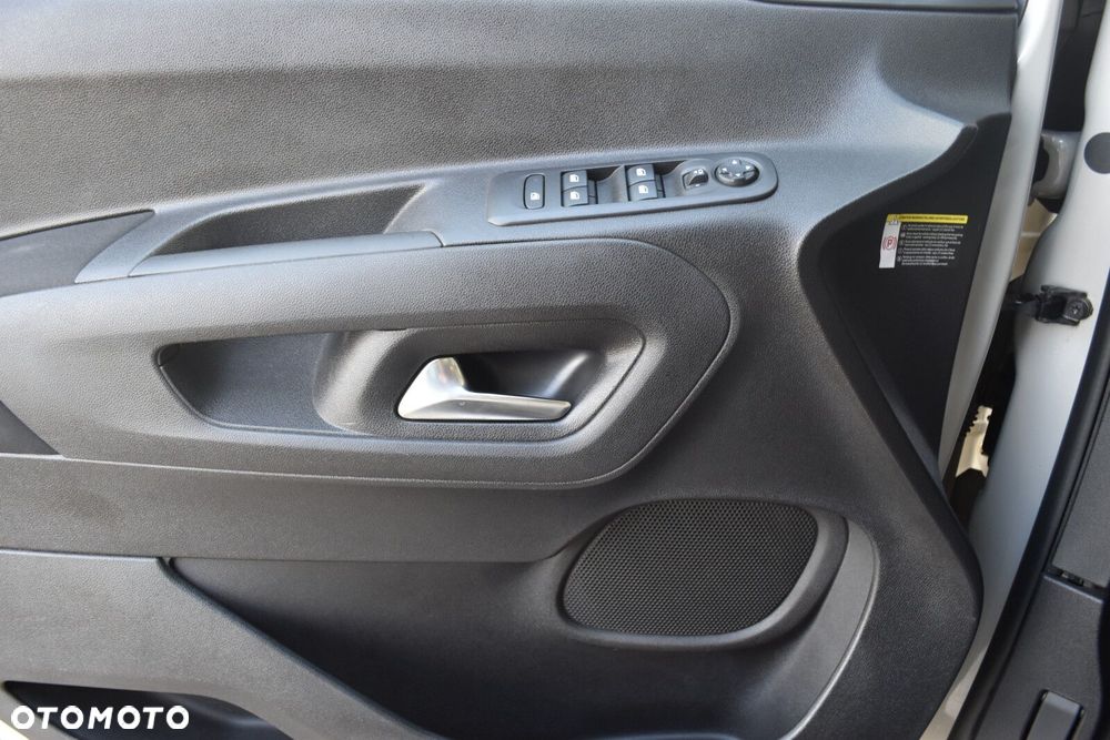 Opel Combo - 25