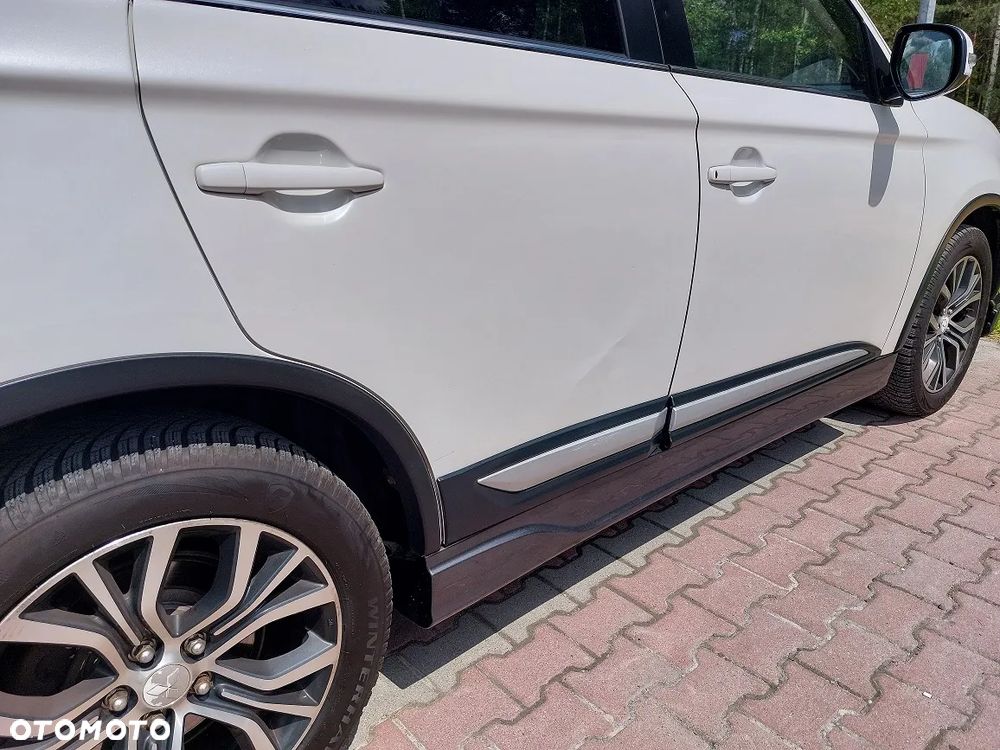 Mitsubishi Outlander 2.2 DID Intense + 4WD - 13