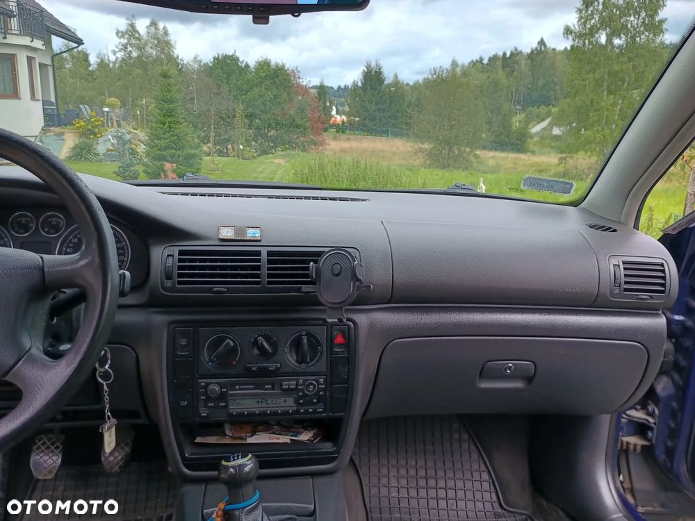 Volkswagen Passat 1.9 TDI - 14
