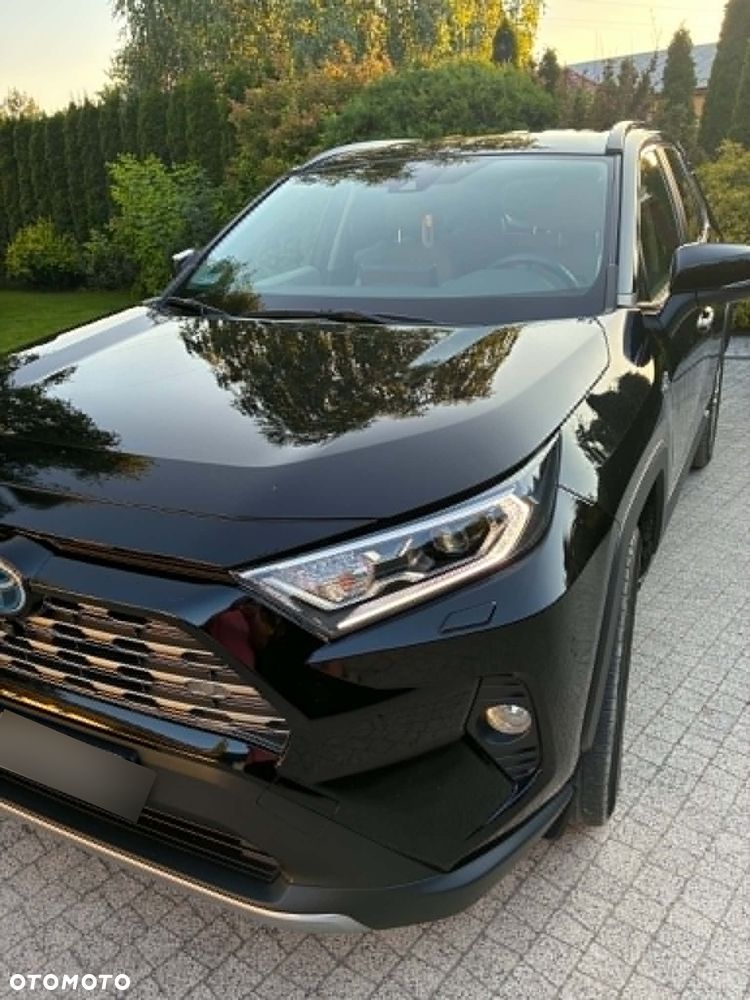 Toyota RAV4 - 6